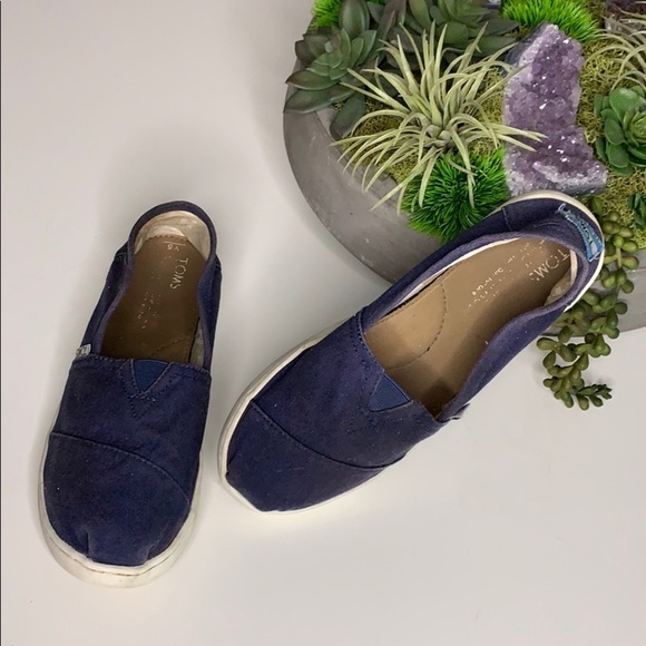 Tom’s Navy blue Sun Kiss Slip On casual Sneaker women’s size 5 - Picture 1 of 8